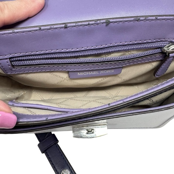 Michael Kors Bradshaw Medium Color-Block Leather Messenger Bag - Picture 8 of 10